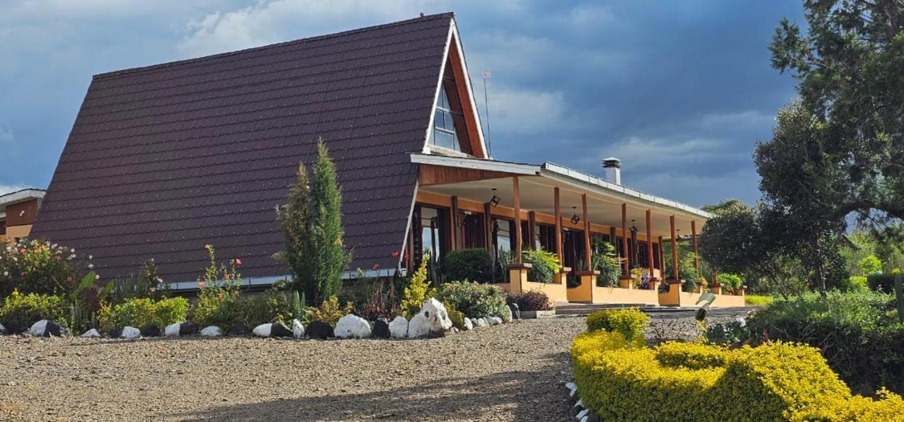 Juniper Park Resort Nyahururu Esterno foto