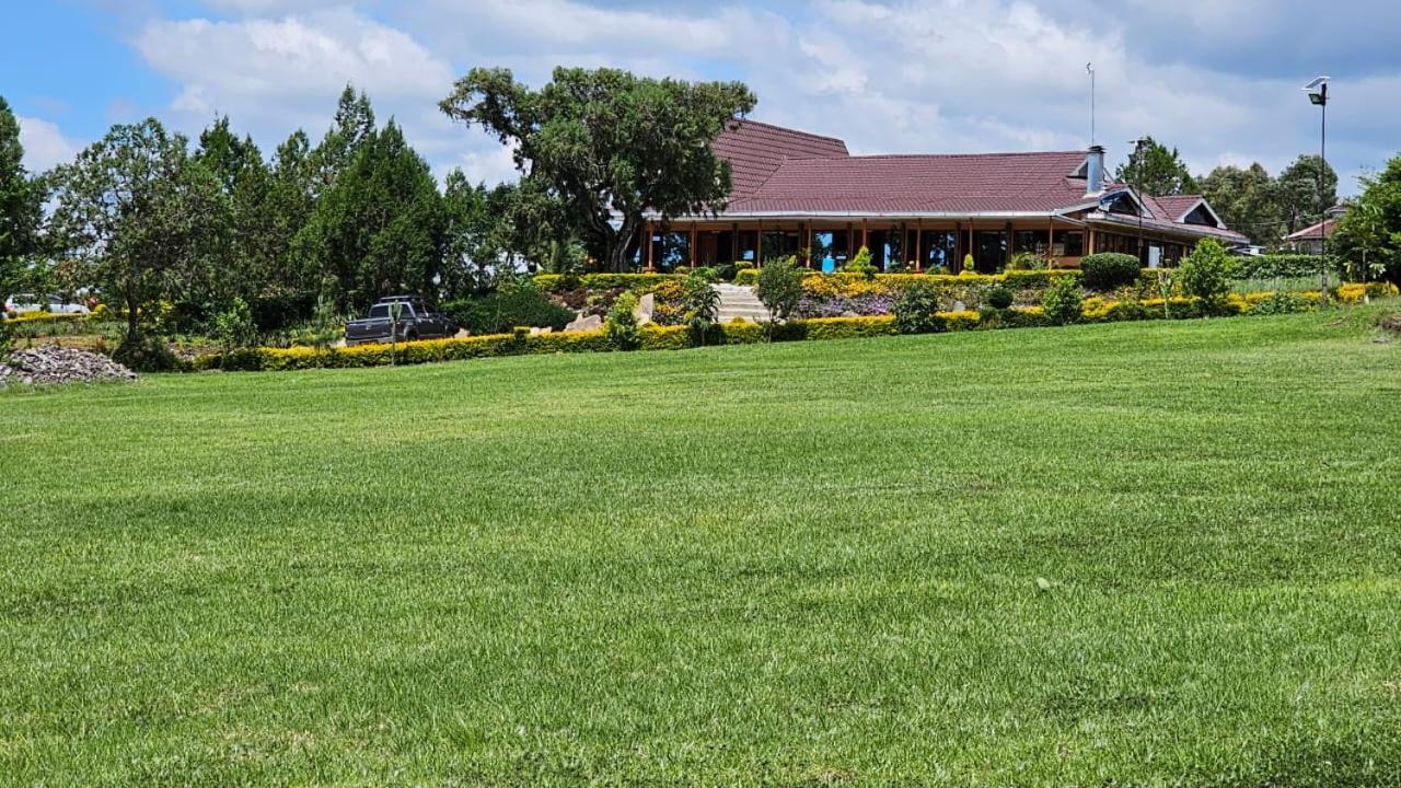 Juniper Park Resort Nyahururu Esterno foto